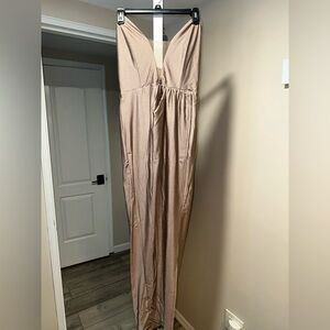 Chic Strapless Tan Dress